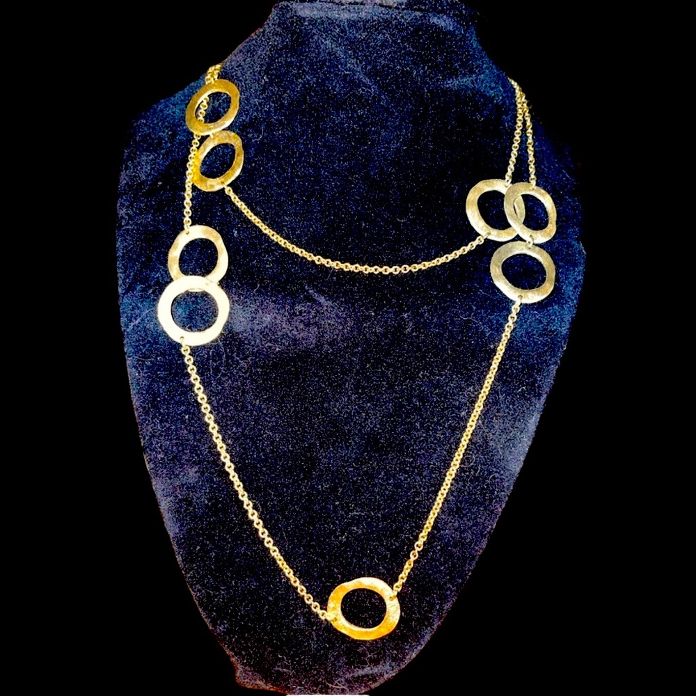 Gold circle costume necklace 18 inches